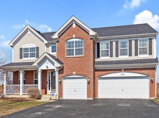 10590 Savannah Ct, Huntley, IL 60142