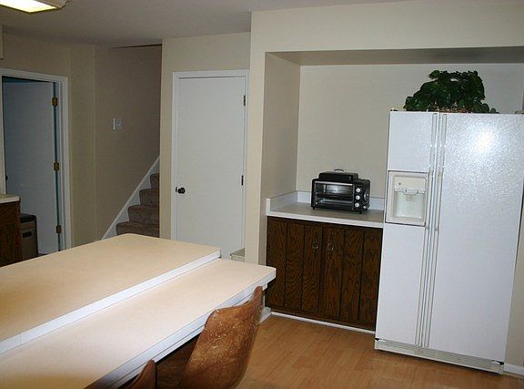 4th image of 8915 W 169th Pl