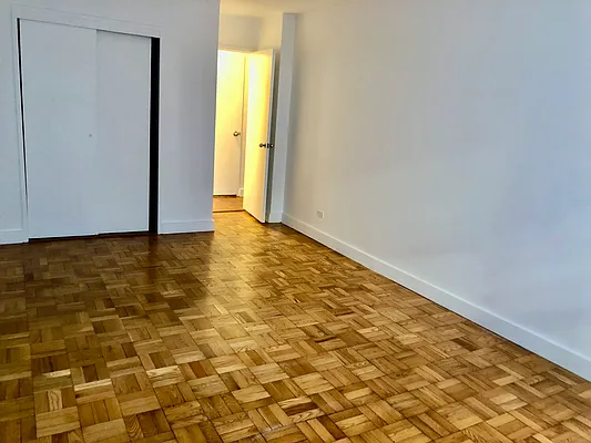 Rented by SP Brokerage Inc | media 15