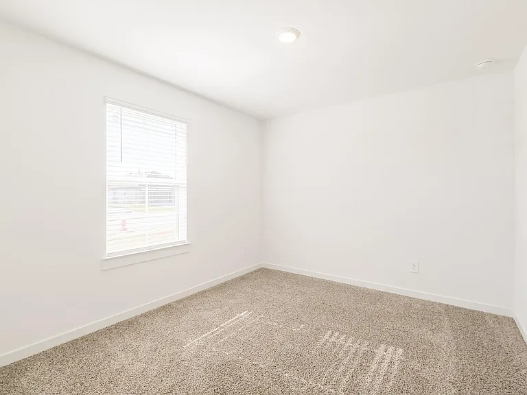 31718 Hallington Hill Ln — Photo 14
