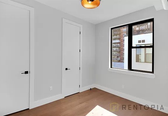 3rd image of 90 Manhattan Ave #2I