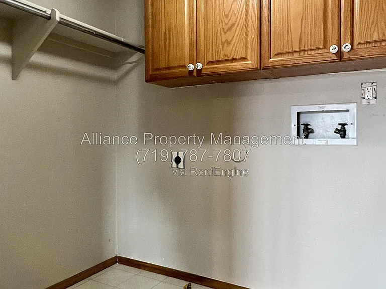 6318 Galway Dr — Photo 34