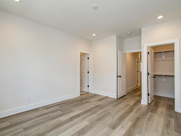2626 W Tidwell Rd #B — Photo 22