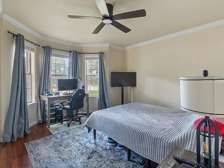 2305 Raintree Path — Photo 24
