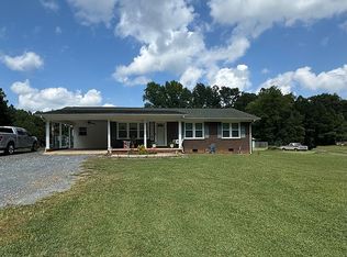 660 Warner Rd, Troy, NC 27371