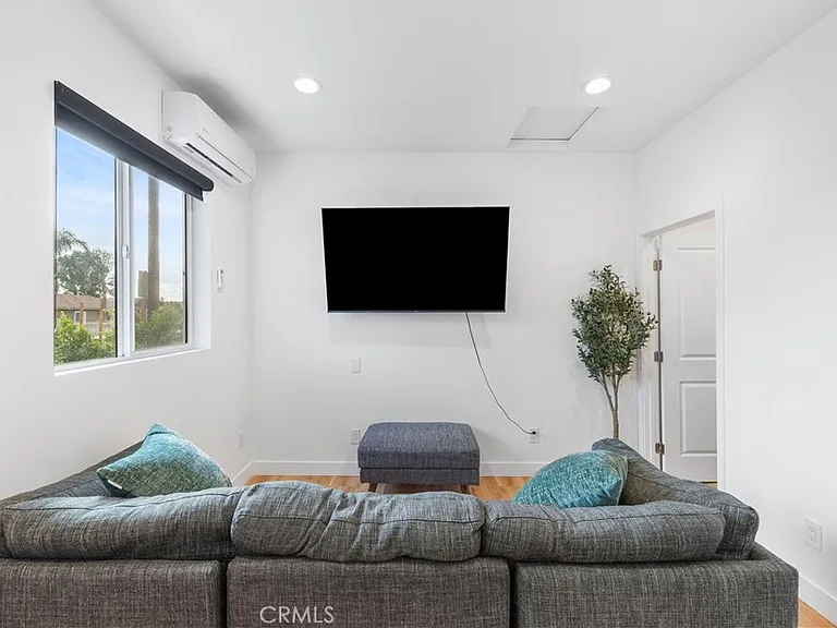 10290 Monte Vista Ave — Photo 17