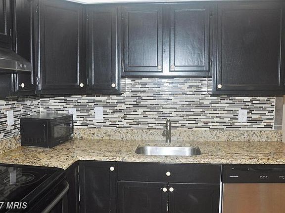 4th image of 4653 Charlton Ct