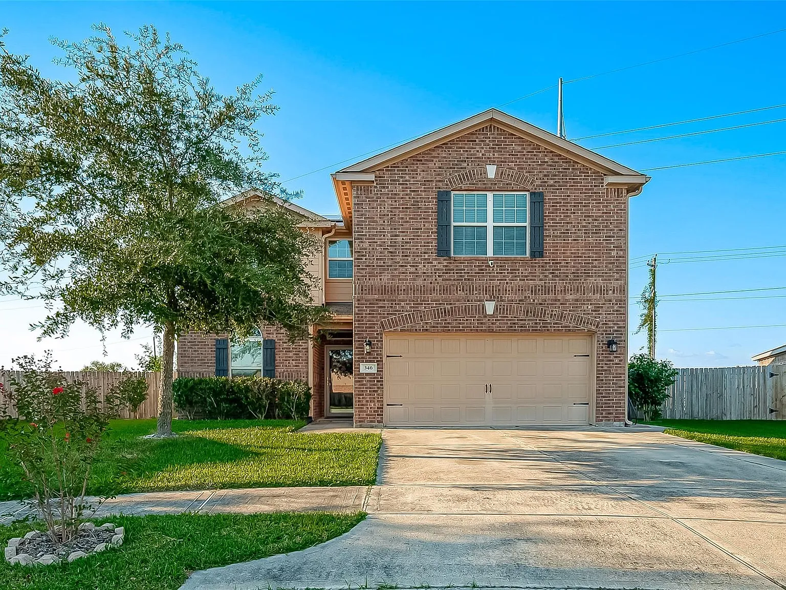 5 bed, 2.5 bath, 2725 sqft, $3,250 — Photo 4