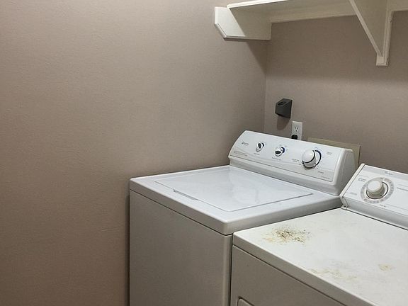 Laundry Room off the kitchen