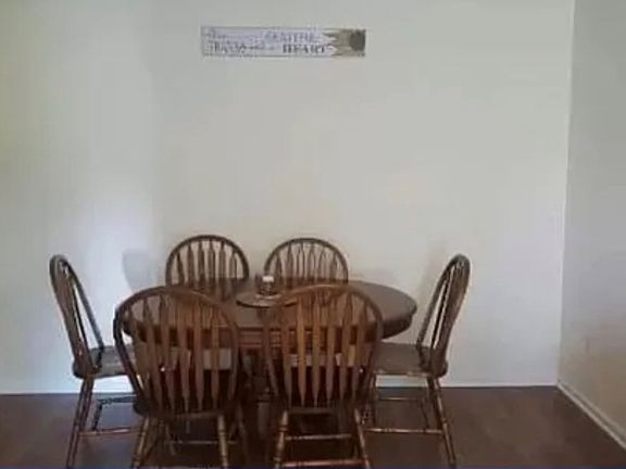 4th image of 202 Dale Dr