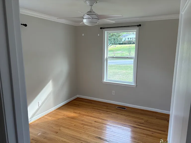 2807 Addison Rd — Photo 10