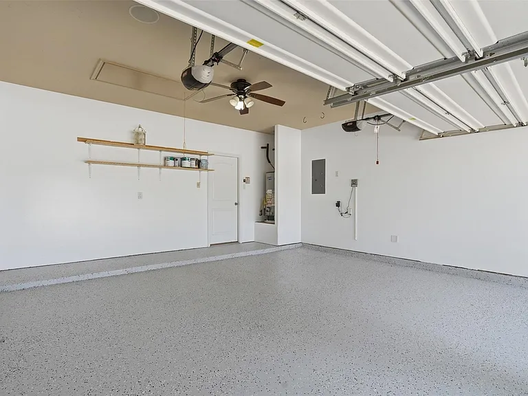 11126 Celano Dr — Photo 26