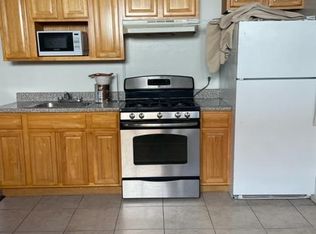 582 Main St, Staten Island, NY 10307