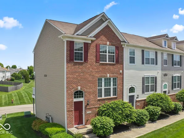 12726 Hannah Hill Rd, Fishers, IN 46037