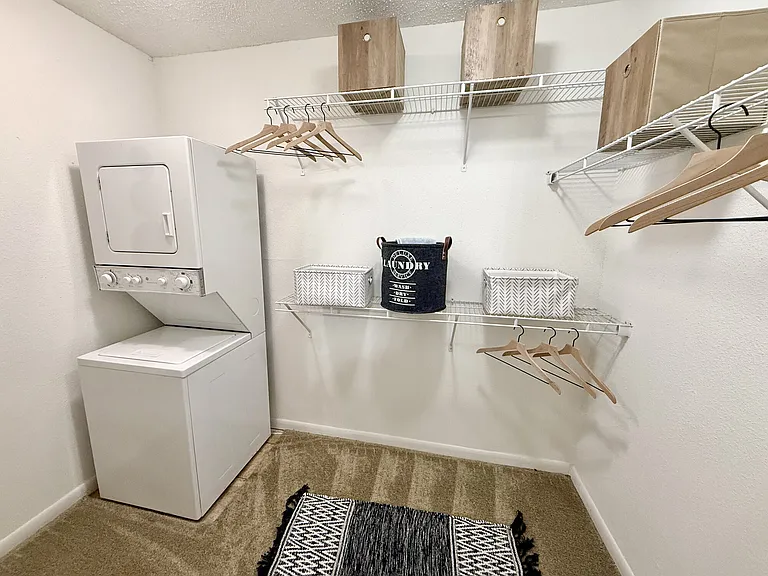1202 Seagler Rd — Photo 30