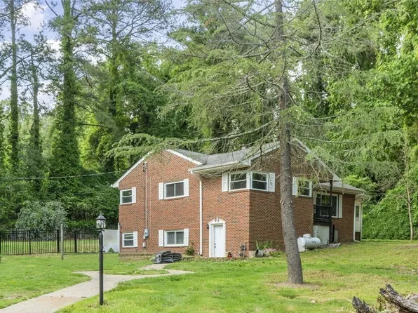 9224 Tall Oaks Ln, Mechanicsville, VA 23116