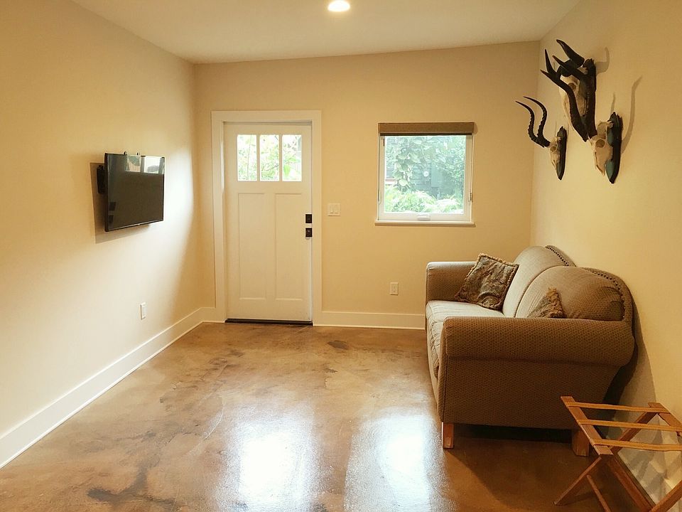 1st image of 1505 Altaloma Ave