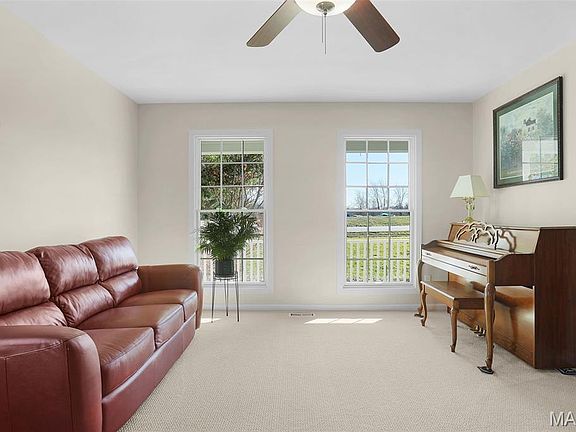 4th image of 4525 Boles Rd