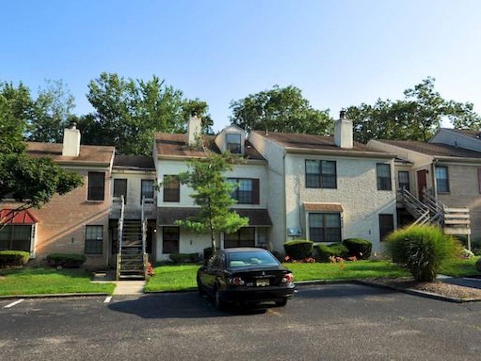 1st image of 4458 Yorktown Pl #4458