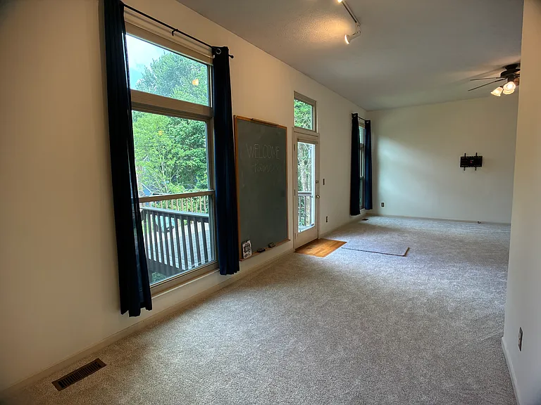 6400 Belmont Park Ct — Photo 5