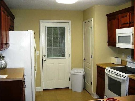 5th image of 167 Home Place Ct SE