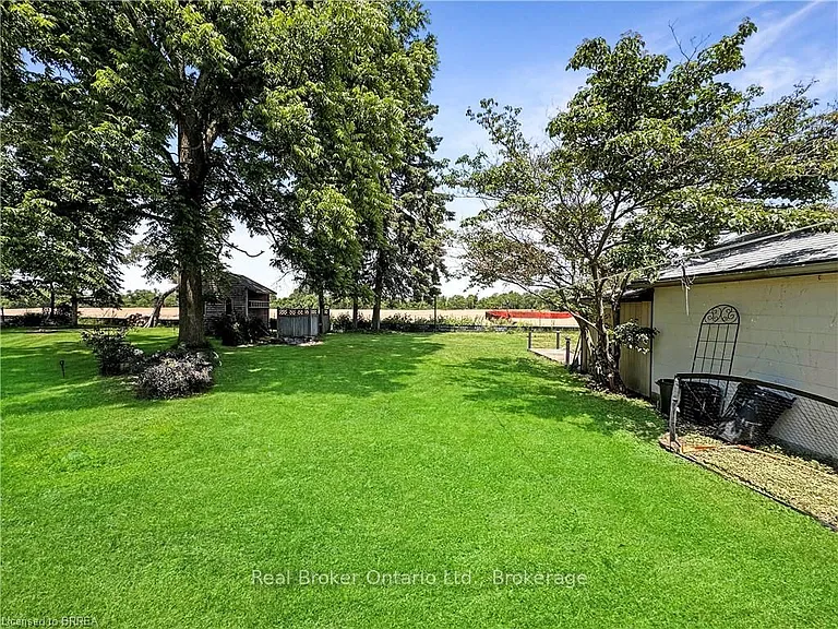 3 Westview Ave — Photo 29
