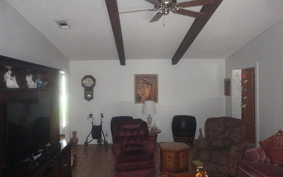 5th image of 1424 W Catherine Cir