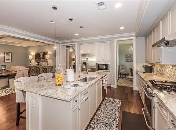 5th image of 4210 Crump Hill Ct