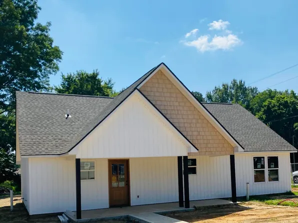413 S Church St, Trenton, TN 38382