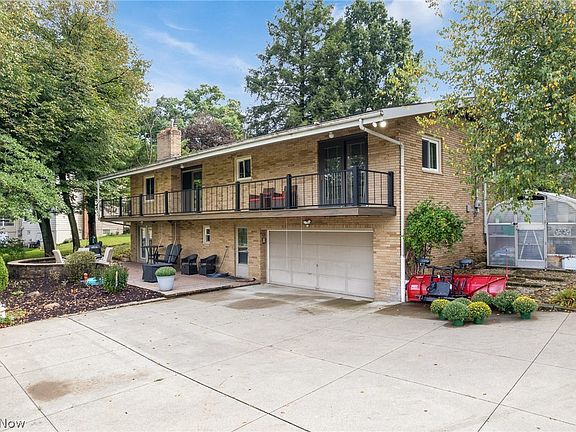 4th image of 2134 Ritzmanor Dr