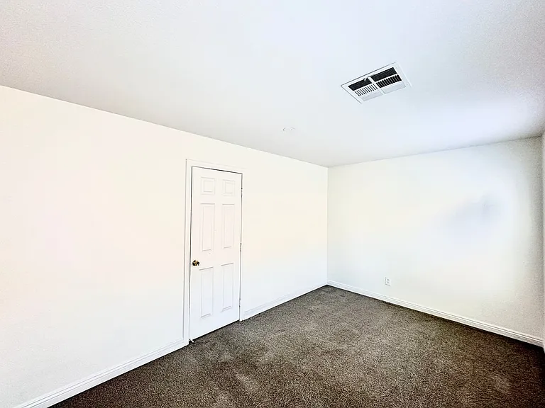 11588 Vesuvio Ct — Photo 20