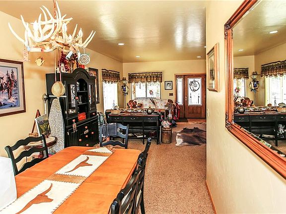 4th image of 1659 E Big Bear Blvd