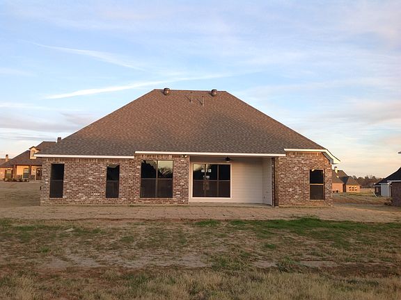 4th image of 241 Lori Drive