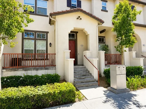 2043 Owens Dr, Fullerton, CA 92833