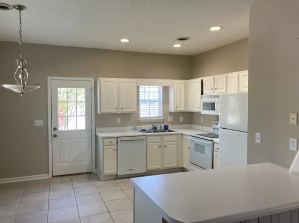 2531 Sapling Cir, Wilmington, NC 28411
