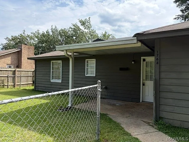 1768 Deatsville Hwy — Photo 15