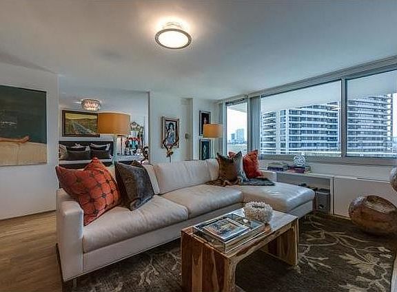 2nd image of 3883 Turtle Creek Blvd APT 512