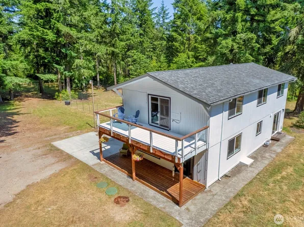 321 198th Avenue NW, Lakebay, WA 98349