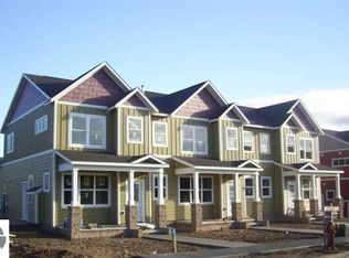 10621 Waterford Rd, Traverse City, MI 49684