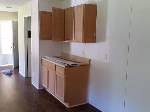 3rd image of 10155 Flikkema Ave