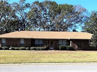 2131 Stallion Rd, Cantonment, FL 32533
