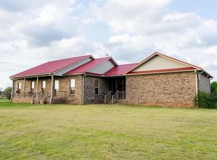 2061 County Road 460, Mount Hope, AL 35651