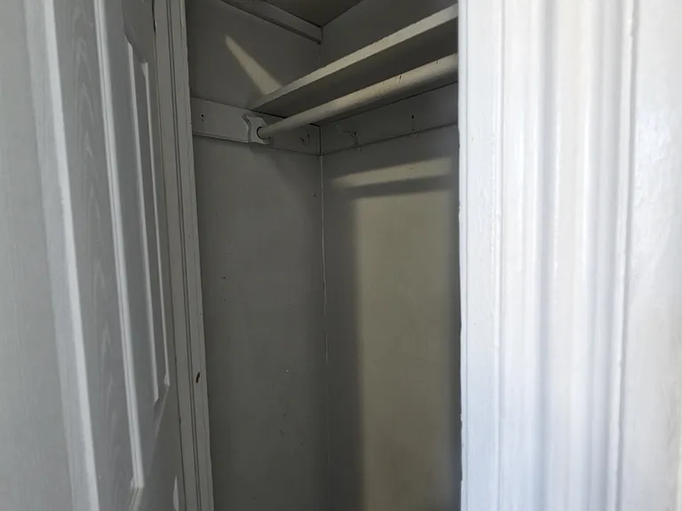 96 Brown Pl #A — Photo 21