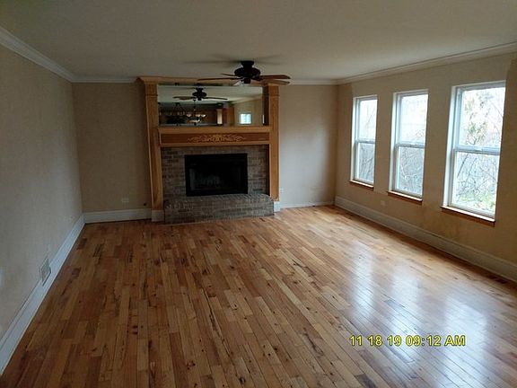 3rd image of 4304 Blackthorn Dr