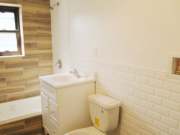 5th image of 4841 61st St #0