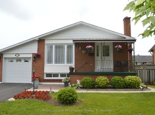 9 Austin St, Quinte West, ON K8V1Z2