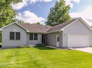 1523 Rapids St, Adel, IA 50003