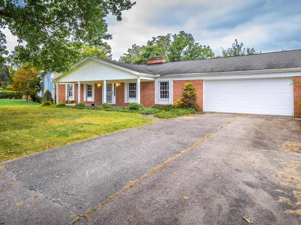 853 Vandalia Rd, Morgantown, WV 26501