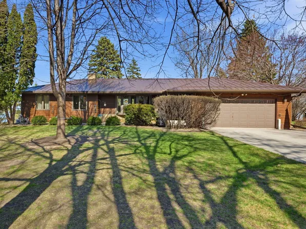 24642 Upsala Ln, Hutchinson, MN 55350