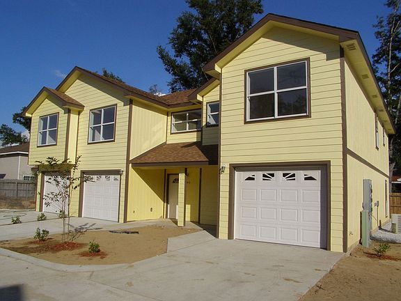 2 and 3 bedroom plans w/2 and 1/2 baths